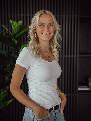 Laura Van Roekel - Stap